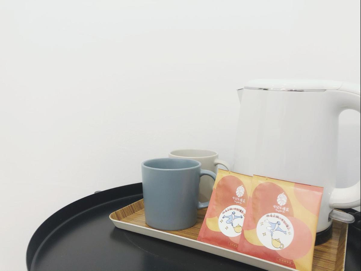 良文旅2館Ryou Hotel Vintage - II Tainan Buitenkant foto