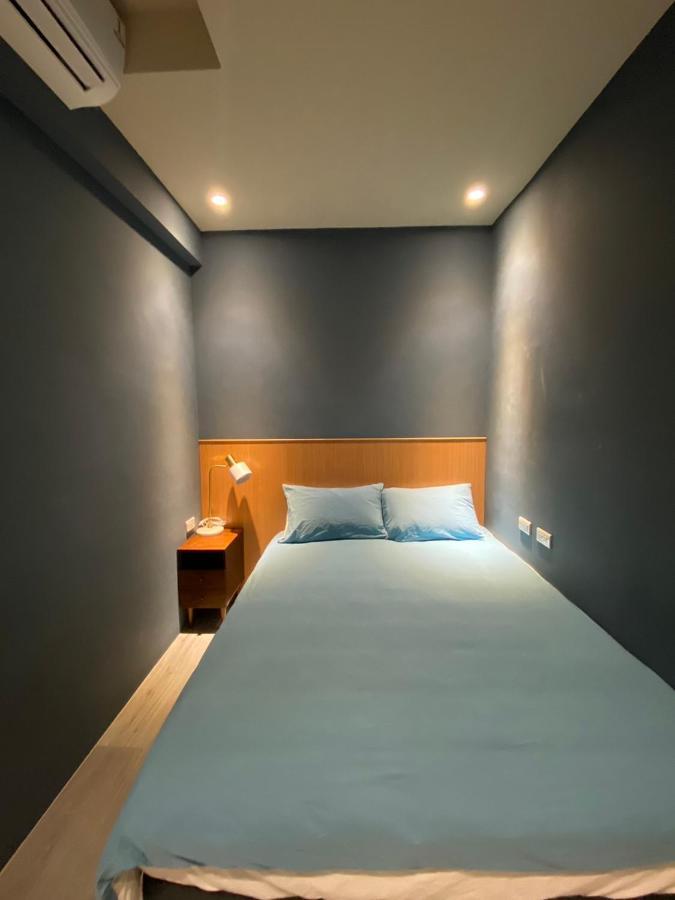 良文旅2館Ryou Hotel Vintage - II Tainan Buitenkant foto